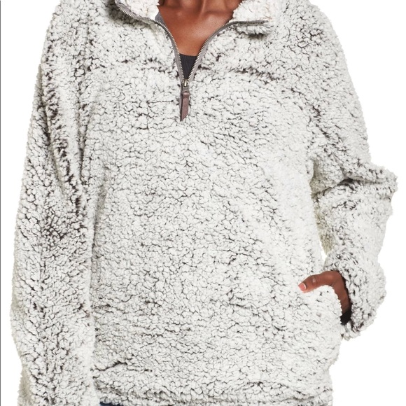 Wubby Fleece Pullover - Picture 1 of 7